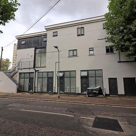 Stylish & Modern Apartment - Southend Stays Buitenkant foto