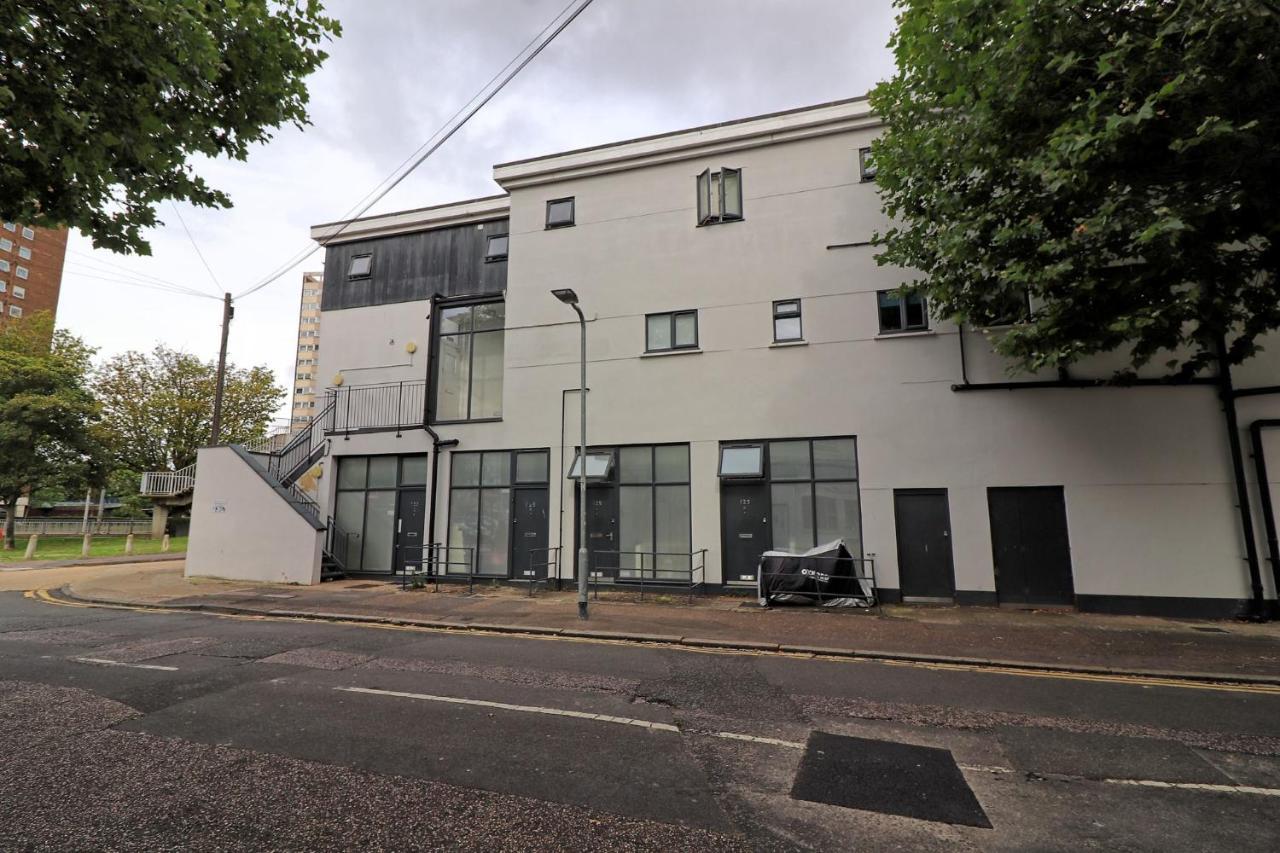 Stylish & Modern Apartment - Southend Stays Buitenkant foto